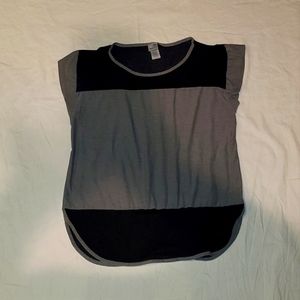 Champion top. Mesh. Gray and black